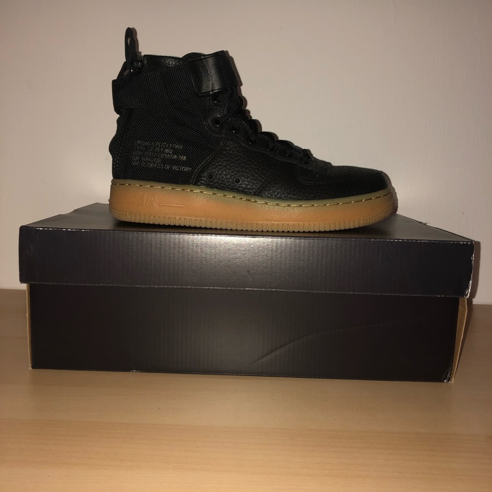 COPY - SF Air Force 1 “Black Gum”